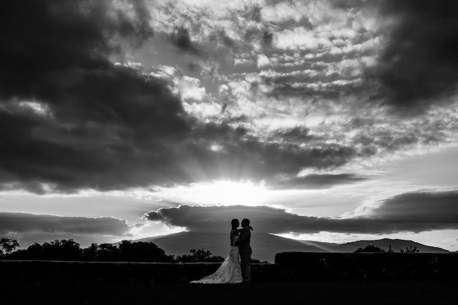 Wedding photographer Luis Efigénio (luisefigenio). Photo of 3 December 2015