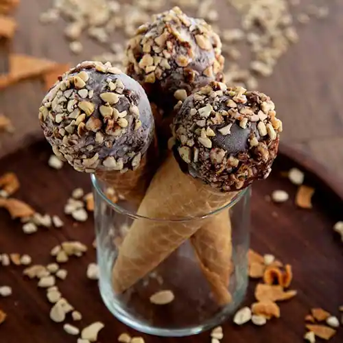 Choco Nut Belgian Cone (110g)