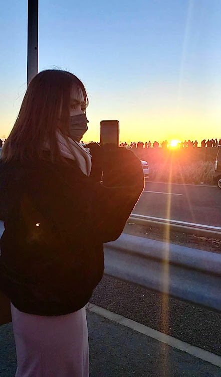 プリウスの車女子・30プリウス・千葉フォルニア・初日の出暴走に関するカスタム事例の投稿画像2枚目