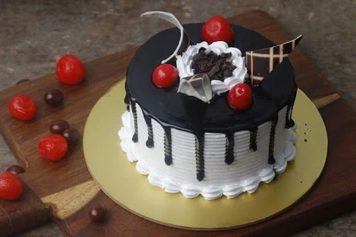 German Black Forest Mini Cake [300 Grams]