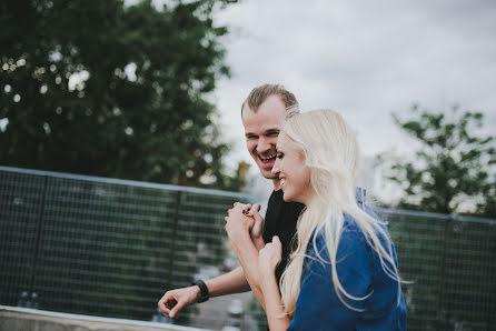 Fotógrafo de casamento Rasa Kuzmauskaitė (rasakuzmauskait). Foto de 3 de janeiro 2017