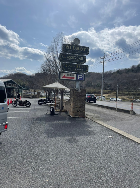 プリウスのプリウス30・かばくろ総本店・オールドボーイ・岡山・ラブラドール・レトリーバーに関するカスタム事例の投稿画像2枚目