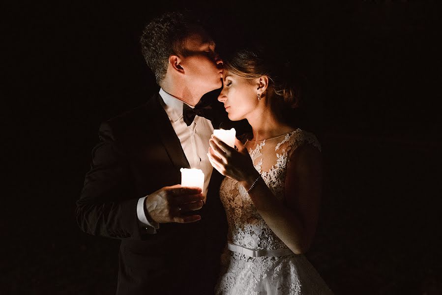 Wedding photographer Szymon Skowroński (szymonskowronski). Photo of 11 February 2020