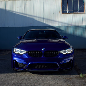 M4 クーペ F82