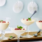 Keto vanilla pannacotta was pinched from <a href="https://www.dietdoctor.com/recipes/keto-vanilla-pannacotta" target="_blank" rel="noopener">www.dietdoctor.com.</a>