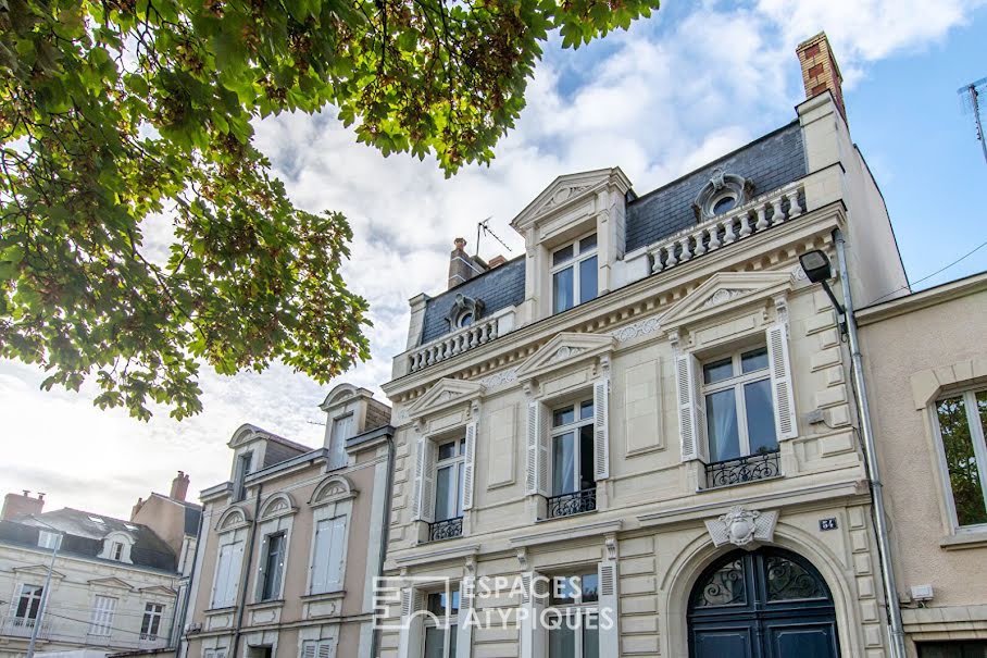 Vente propriété 8 pièces 227 m² à Angers (49000), 1 320 000 €