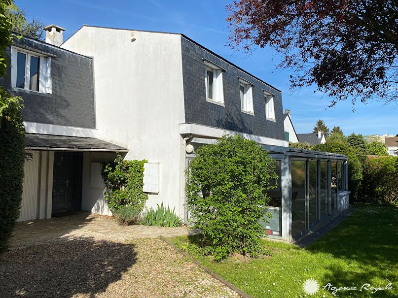 Location  maison 7 pièces 139.48 m² à Chambourcy (78240), 2 650 €