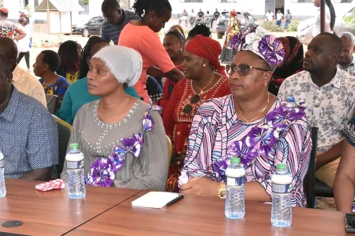 Malindi MP Aisha Jumwa with Cabinet Secretary for Gender, Public Service and Affirmative Action Aisha Jumwa during launch of sanitary towels distribution in Shomani girls secondary school Malindi Kilifi County