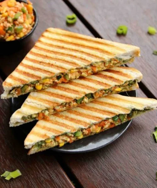 Masala Aloo Corn Cheese Sandwich