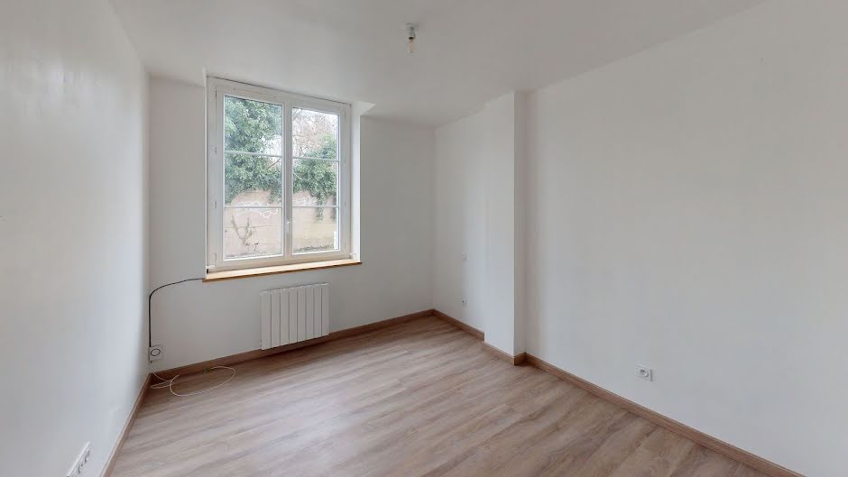 Location  appartement 2 pièces 44.5 m² à Bourgoin-Jallieu (38300), 660 €