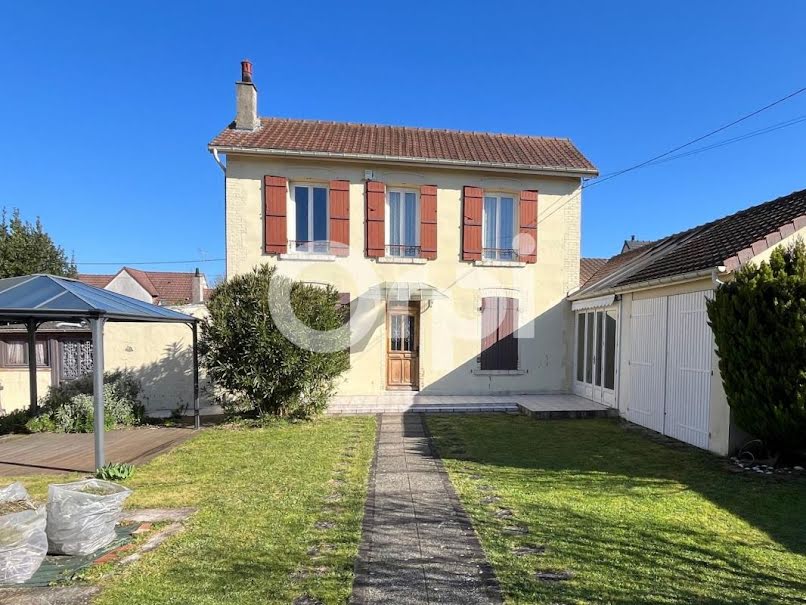 Vente maison 4 pièces 95 m² à Evreux (27000), 181 000 €