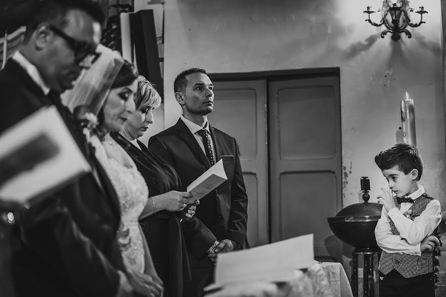 Fotografo di matrimoni Mirko Accogli (mirkoaccogli10). Foto del 17 luglio 2019