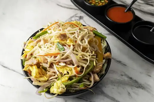 Chicken Hakka Noodles