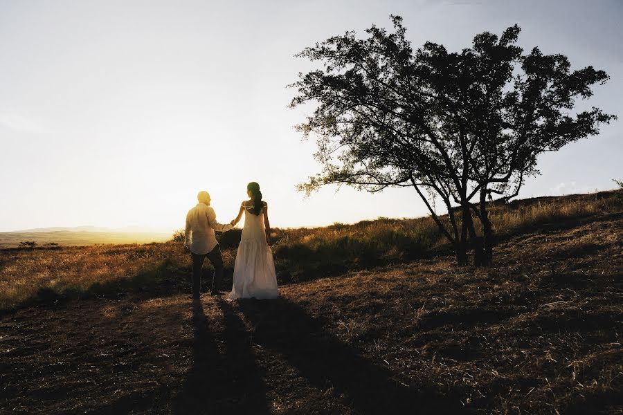 Fotografo di matrimoni Artur Kharakhashyan (ar4ifreeman). Foto del 2 ottobre 2022