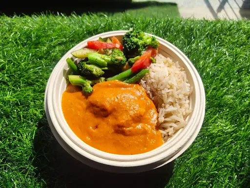 Butter Chicken With Brown Rice And Veggies Bowl