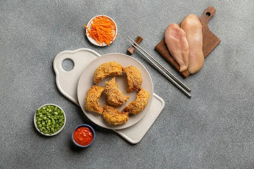 Hot & Crispy Chicken Momos (6pcs)