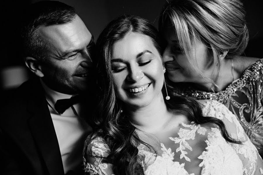 Wedding photographer Anna Peklova (annapeklova). Photo of 9 December 2019