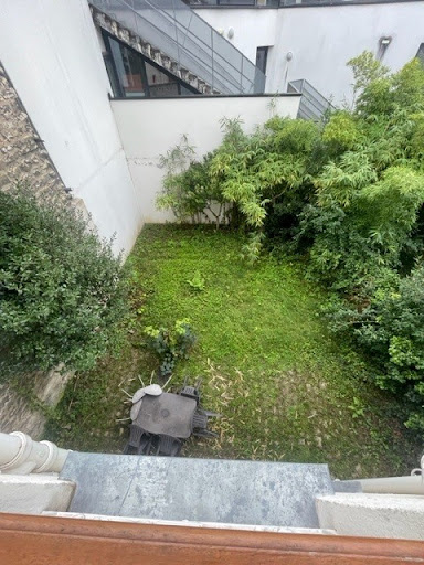 Propriété avec jardin 2