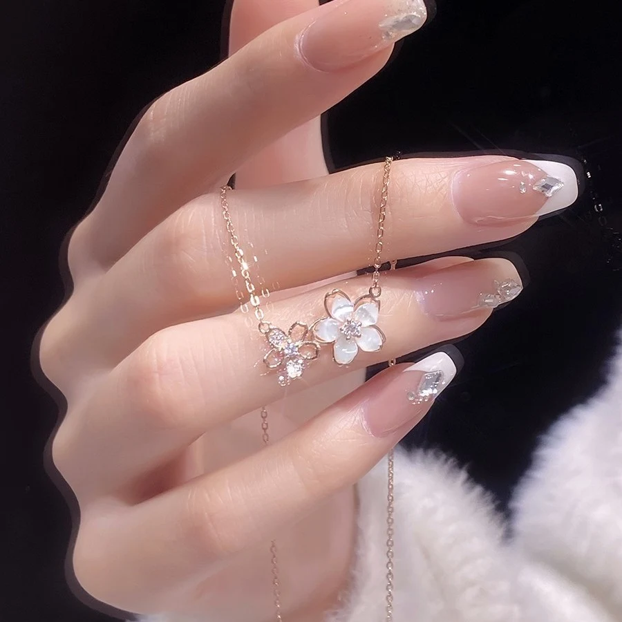 Shell Cherry Blossom Necklace Female Spring and Summer Romantic Sweet Girl Flower Clavicle Chain