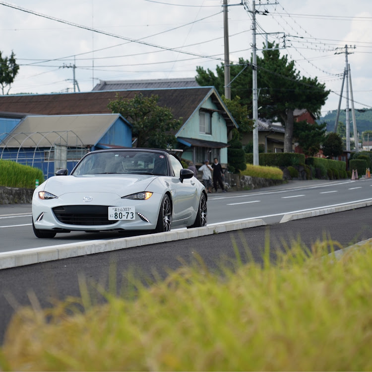 ロードスターの9月もよろしくお願いします。・秋探し・稲穂と虹・ロードスターのある風景・ソニーフルサイズミラーレス一眼に関するカスタム事例の投稿画像3枚目