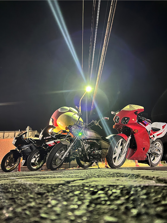その他のmc14・mc17・マグナ250・NS-1・キョロちゃんとコラボに関するカスタム事例の投稿画像1枚目