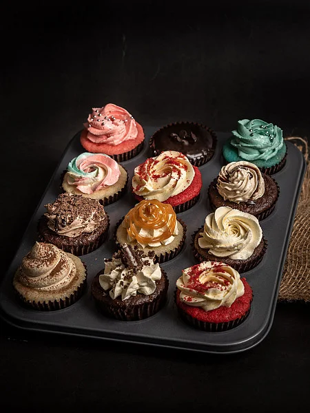 Assorted Cupcakes Box
