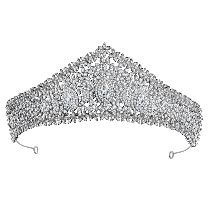 Zirconia bruidskroon voor bruiloften, hoflegering. Prachtige uitstraling, duurzaam en comfortabel. Maak je bruiloft onvergetelijk met deze schitterende kroon.