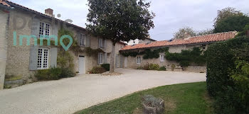 maison à Civray (86)