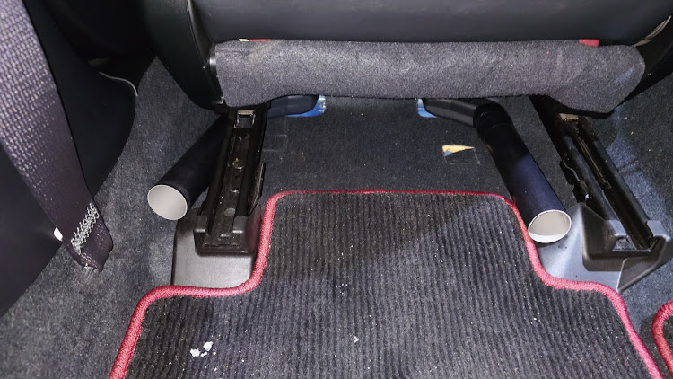 WRX STIのDIY・エアコンダクト・快適仕様・快適化計画に関するカスタム事例の投稿画像6枚目