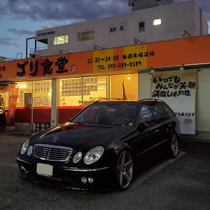 Eクラス ステーションワゴン S211