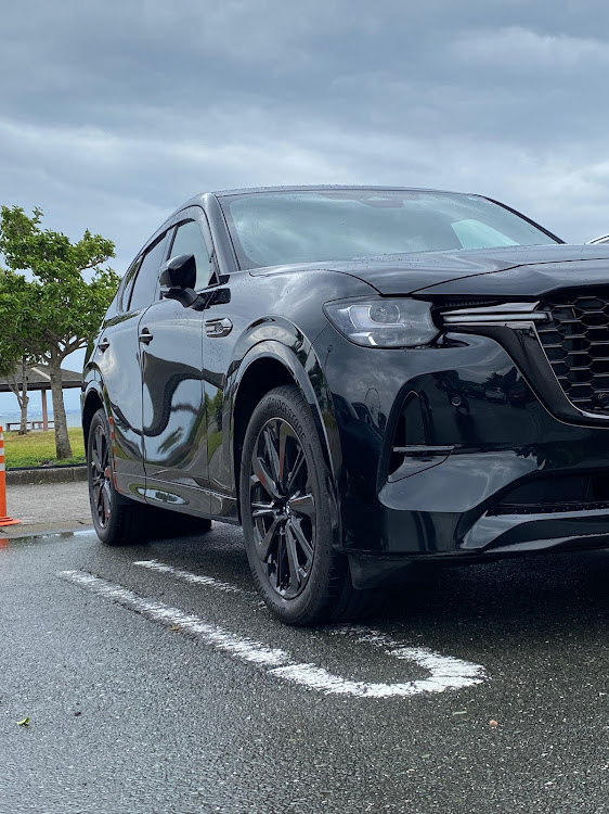 CX-8のオフ会・vossenのある風景・NITTO INVO・自作オーバーフェンダー・仮想USDMに関するカスタム事例の投稿画像3枚目
