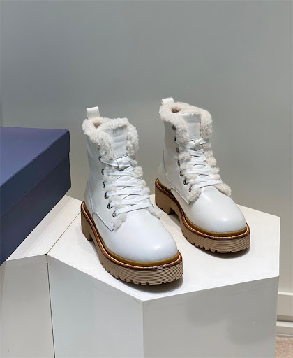 Title 17, Womens low cut sheepskin leather ankle boots f...