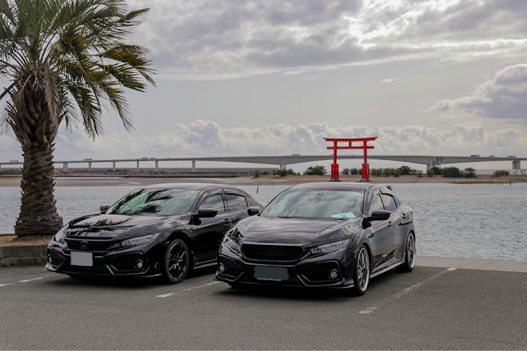 シビックのオフ会・ドライブ・車高調整・タイヤ交換に関するカスタム事例の投稿画像1枚目