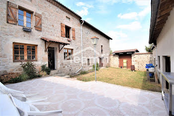 ferme à Saint-Nizier-de-Fornas (42)