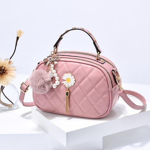 Title 6, New Fashion All-Match Pearl Handbag. A versatil...