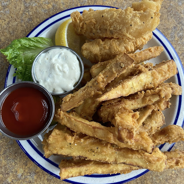 Gf Df fish and chips w sweet potato chips