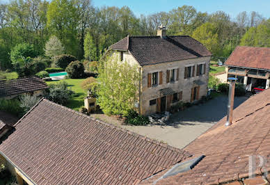 Corps de ferme avec piscine 8