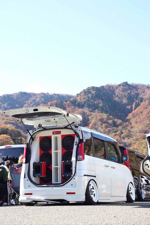 スペーシアカスタムの車高調・blitz・スペーシア・買いませんか？・326パワーに関するカスタム事例の投稿画像5枚目