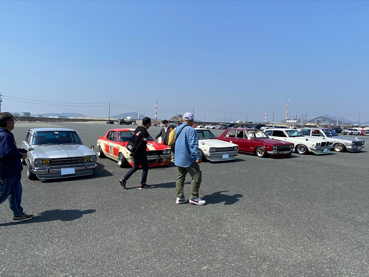 スカイラインのレトロカーコレクションin潮彩・いいね＆フォロー＆コメントありがとうございますに関するカスタム事例の投稿画像14枚目