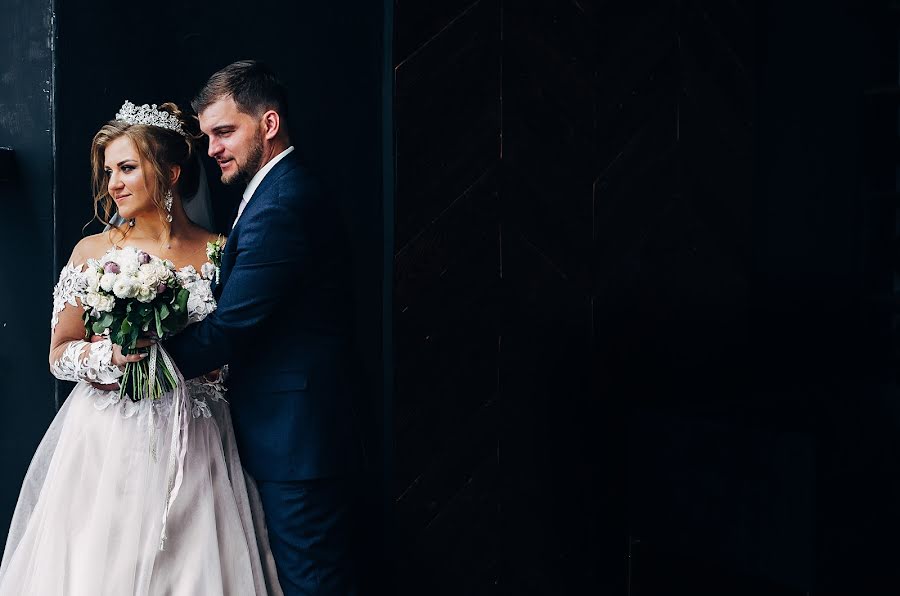 ช่างภาพงานแต่งงาน Sergey Vakhrushev (svakhrushev) ภาพเมื่อ 1 กรกฎาคม 2019