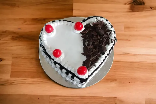 Black Forest Heart Cake [500 Grams]