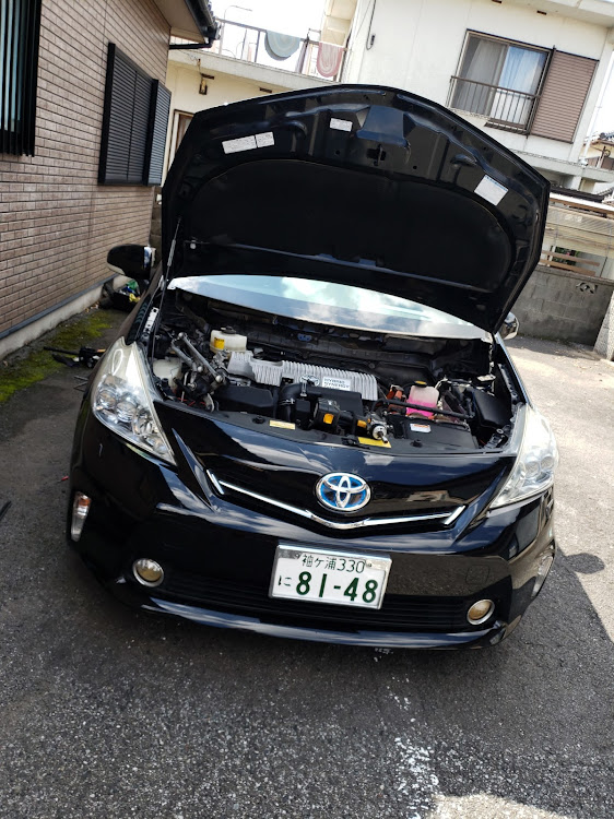 プリウスαのDIY・車高調整に関するカスタム事例の投稿画像3枚目