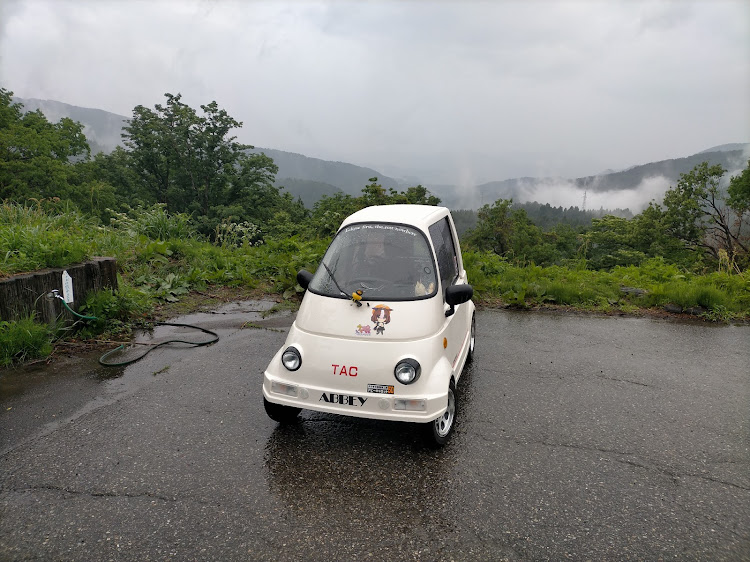 アビーの痛車・ウマ娘痛車・雨の日のドライブ・タケオカアビー・メイショウドトウに関するカスタム事例の投稿画像1枚目
