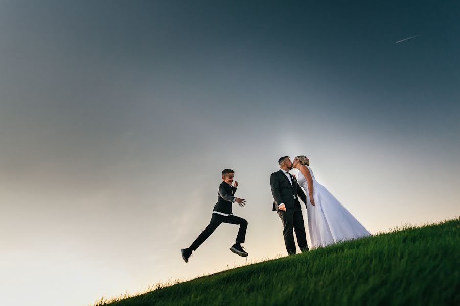 Photographe de mariage Radim Tesarcik (luminia). Photo du 24 septembre 2019