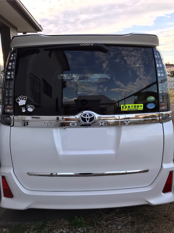 ヴォクシーのDIYに関するカスタム事例の投稿画像2枚目