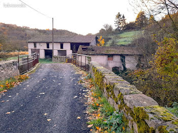 parking à Vieille-Brioude (43)