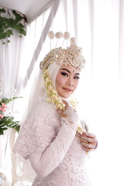 Wedding photographer Iqbal Farenial (iqbalfarenial). Photo of 1 September 2019