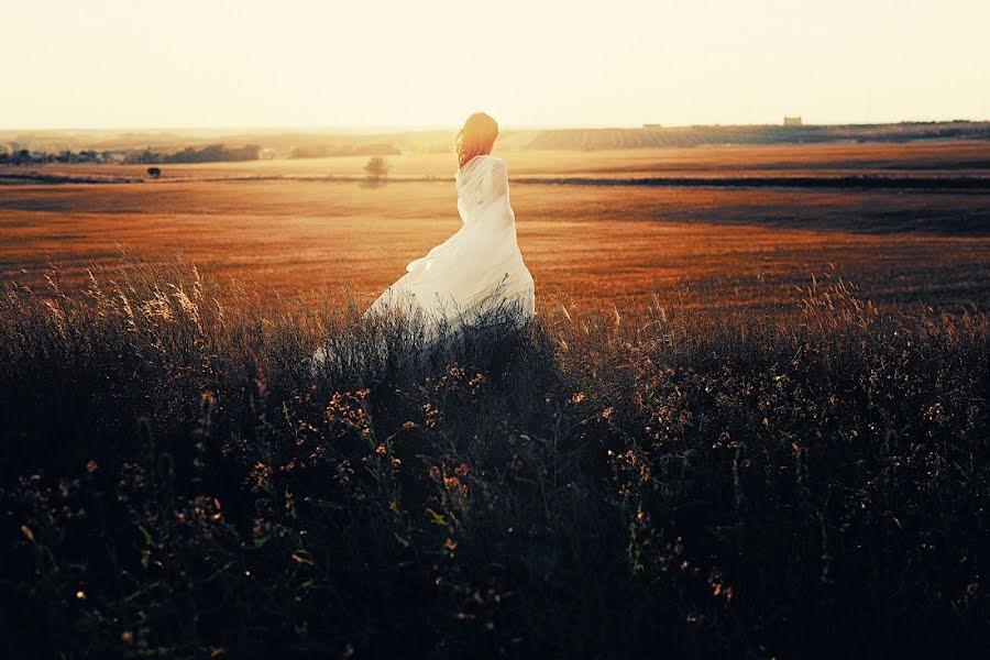 Fotógrafo de casamento Yakov Porushkov (porushkov). Foto de 2 de fevereiro 2016