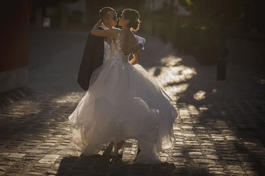 Fotografer pernikahan Ákos Erdélyi (erdelyi). Foto tanggal 6 Oktober 2019