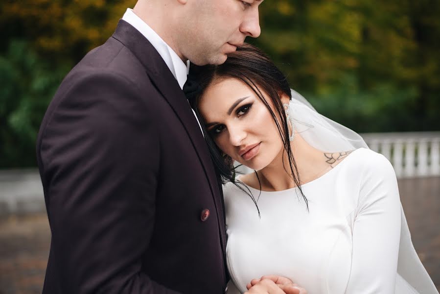 Fotógrafo de casamento Anna Meleschuk (annmell). Foto de 17 de outubro 2019